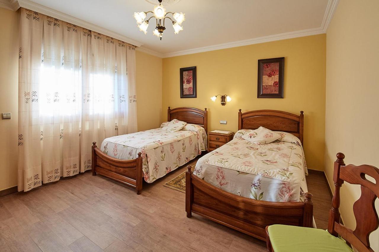 Alojamiento Extrahotelero Casa Ernestina Castillo  Extérieur photo